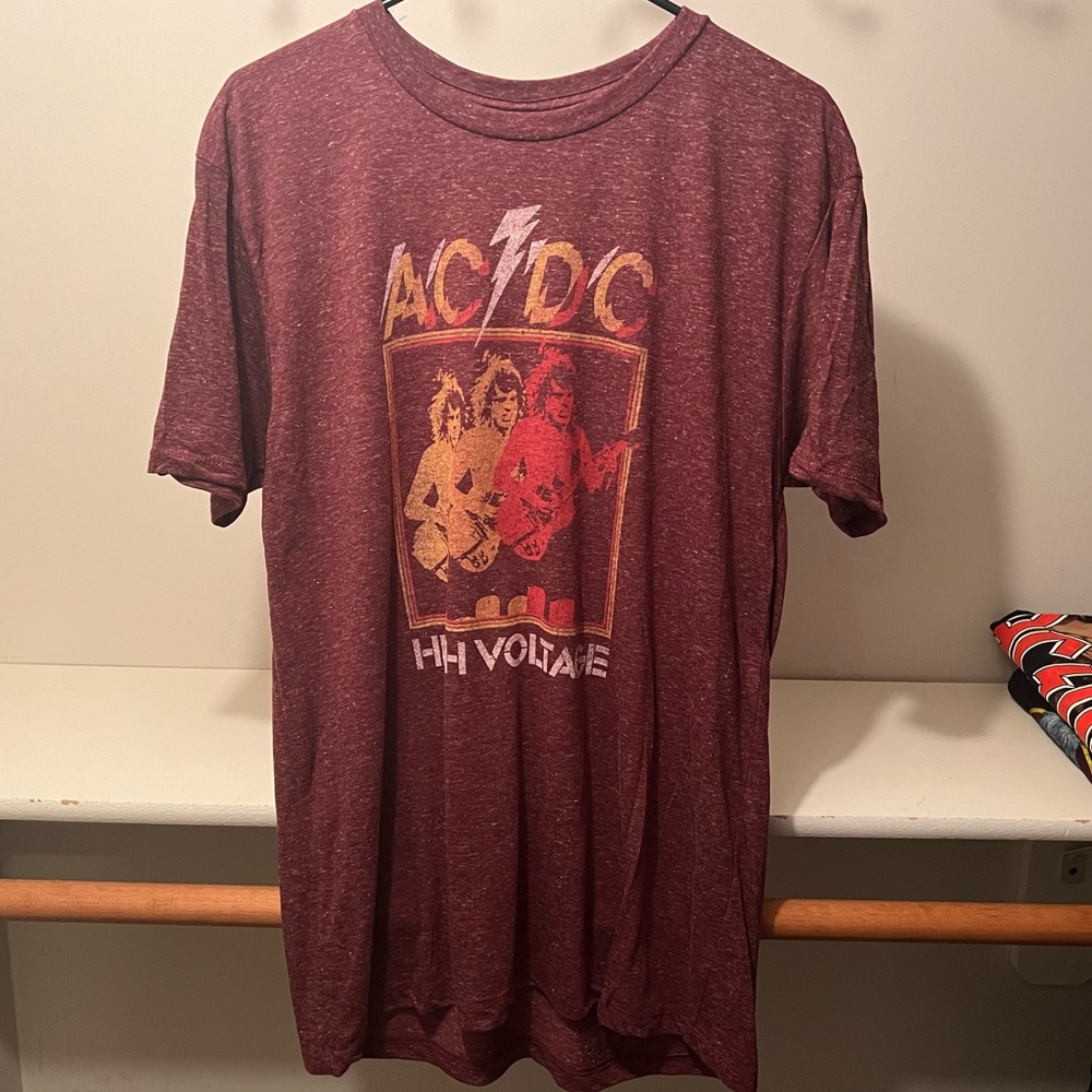 AC/DC Band Tee T-shirt!